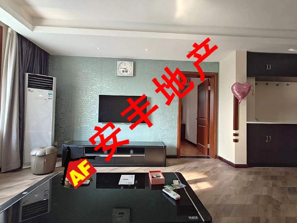 名人國(guó)際  精裝3居  僅售118萬(wàn)